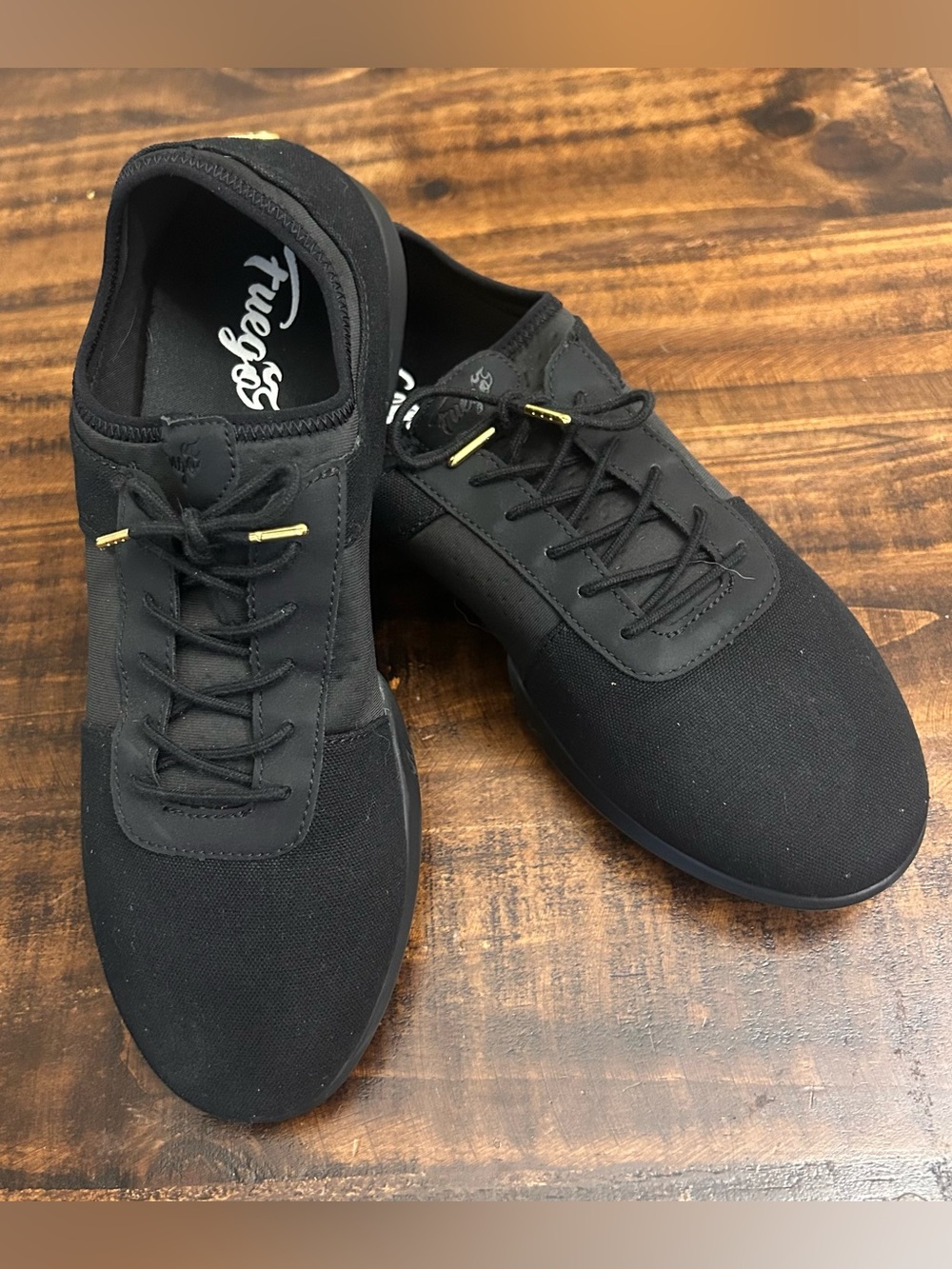 Fuego All Black Split Sole Dance Sneakers Size  10.5 W/ 9 M Unisex
